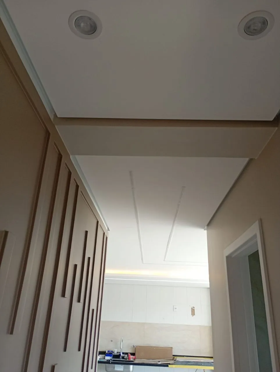Rebaixamento em Corredor