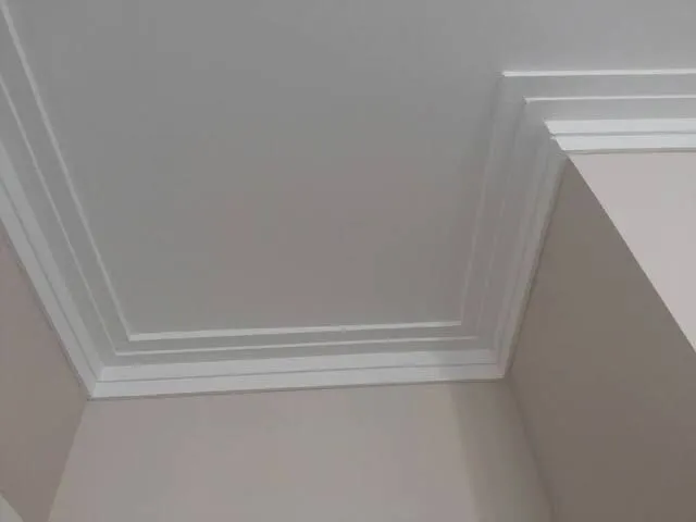 Moldura Clássica de Gesso